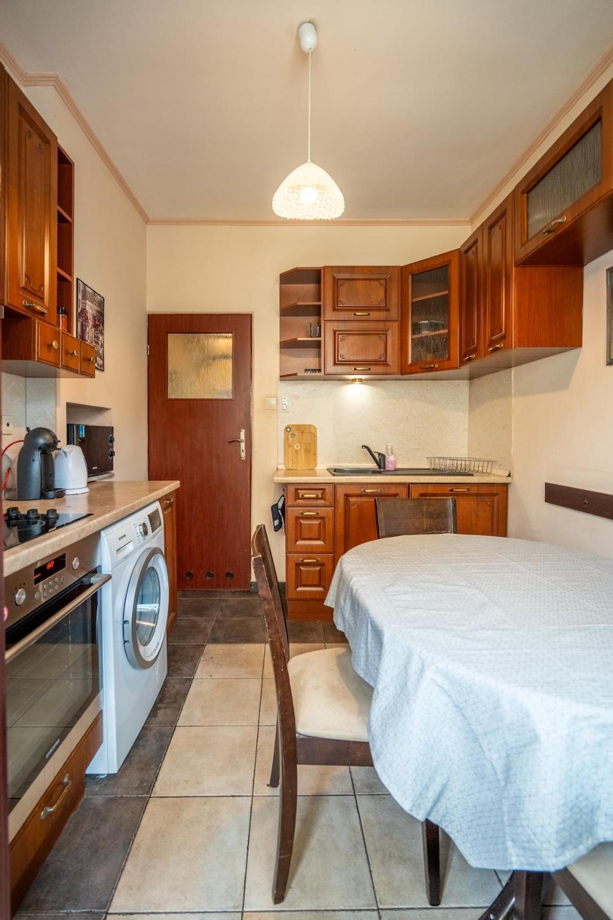 Appartamento Charming 2bdr Heart Of Main Street Sofia
